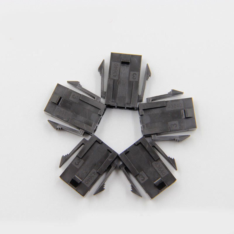 Stecker Molex 43640-0300 Mikro-Sitz-3,0, der einzelnes Platten-Berg-Ohr-Niedrig-Halogen Stift der Reihe 3 auf Lager 43640-0300 unterbringt