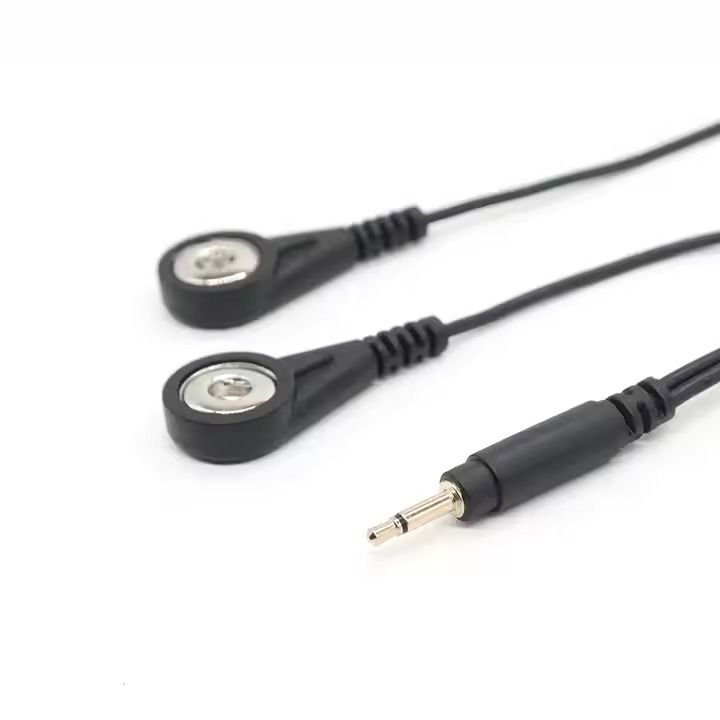 Hersteller von Drahtgelenken für die Montage von medizinischer Ausrüstung. ISO-zertifizierter Hersteller von medizinischen Kabeln, spezialisiert auf Kabeldesign für sensible elektronische Instrumente.