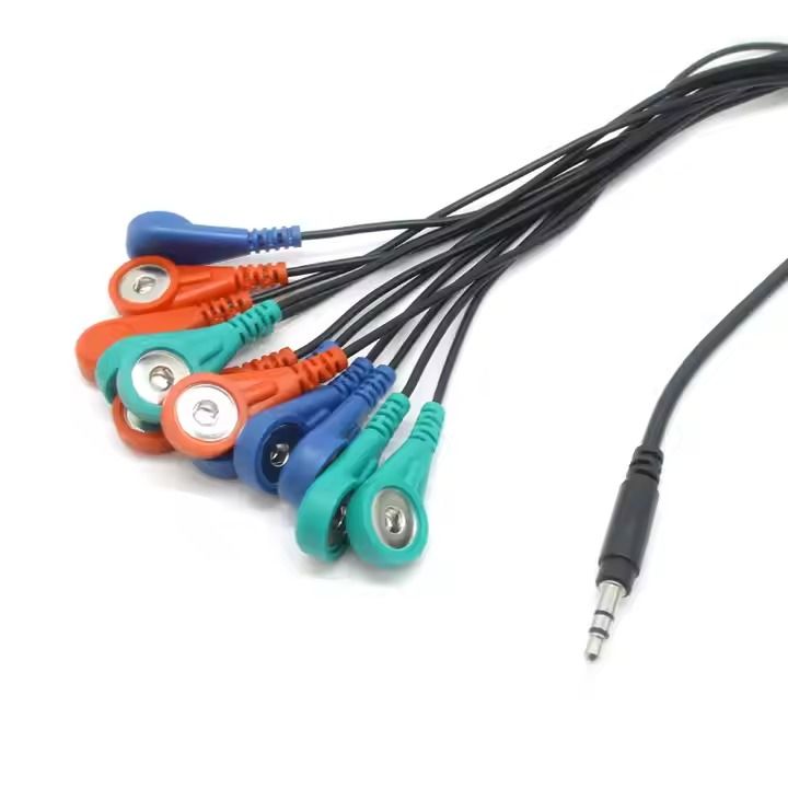 Hersteller von Drahtgurtgeräten, die ein kundenspezifisches Kabeldesign für medizinische Kabelhersteller anbieten Lösungen mit hochflexiblen, flammhemmen Hüllen, ideal für Atemwegsüberwachungssysteme.