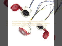 Custom Cable Design für medizinische Bildgebungsgeräte. Biokompatible, EMI-geschirmte Kabel mit hochflexibler Isolierung und Präzisionsanschlüssen für eine zuverlässige Datenübertragung.